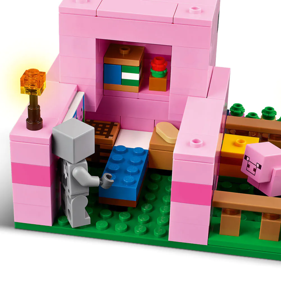 LEGO® Minecraft® Къщата на прасенцето 21268