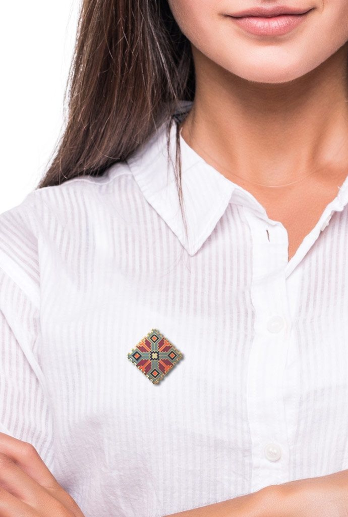 Емайлирана брошка за дрехи и аксесоари - Българска шевица