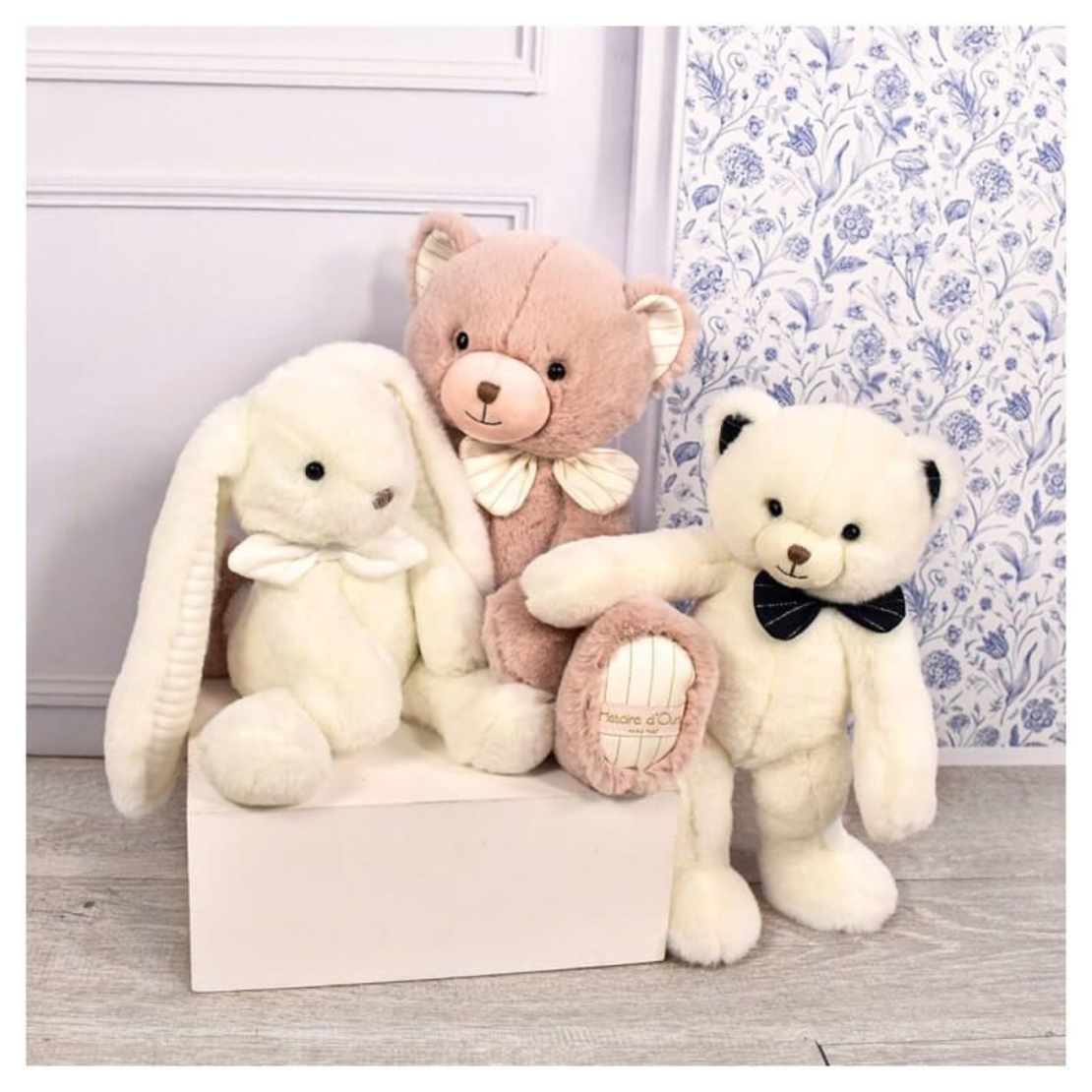 Плюшено мече Doudou Preppy Chic розово, 30см