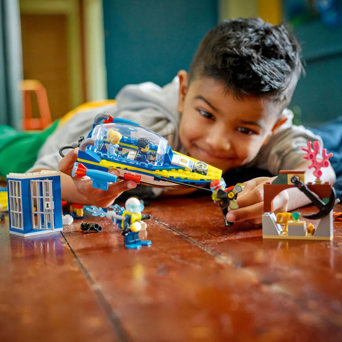 LEGO® City Мисии на детективите от водната полиция 60355