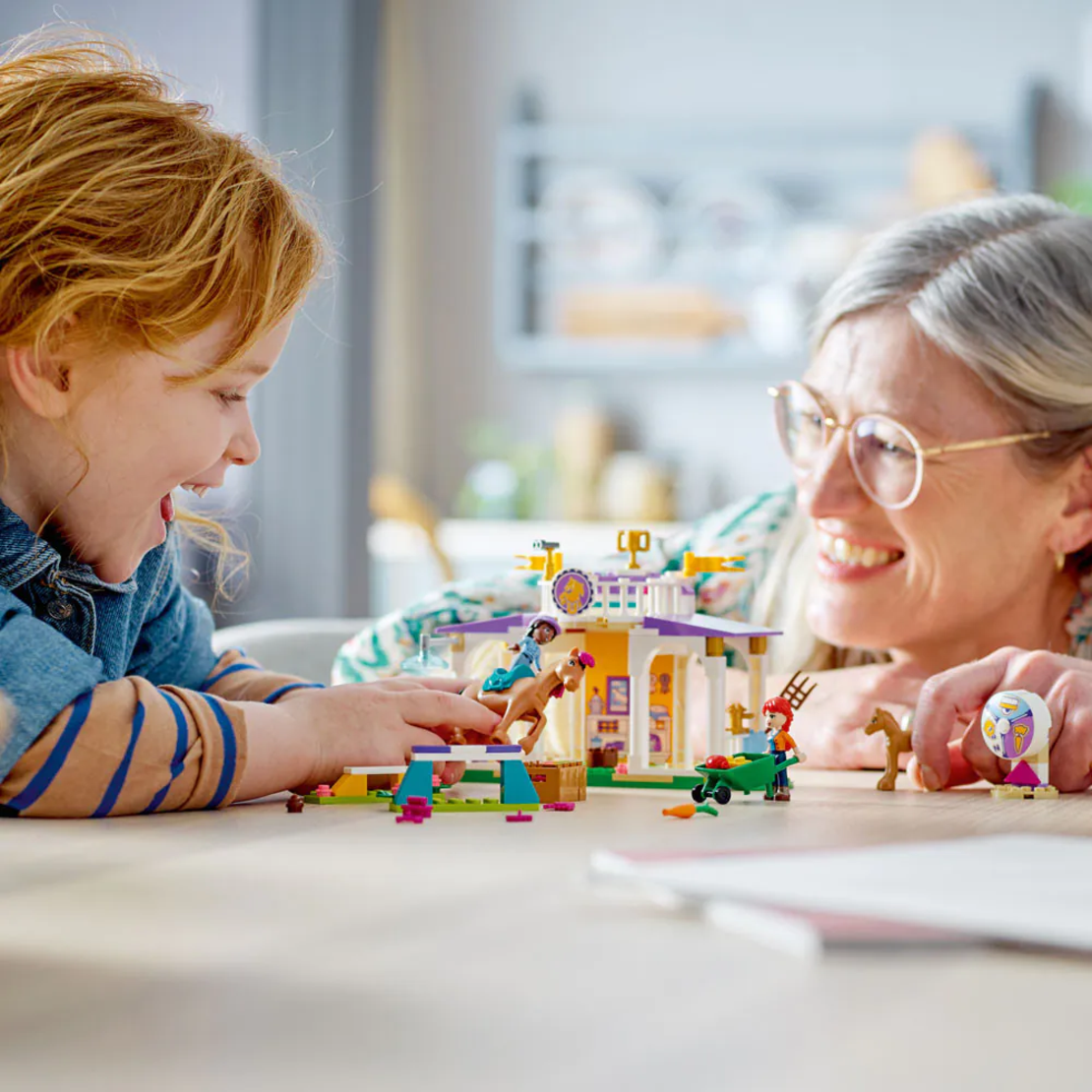 LEGO® Friends Тренировка с кон 41746