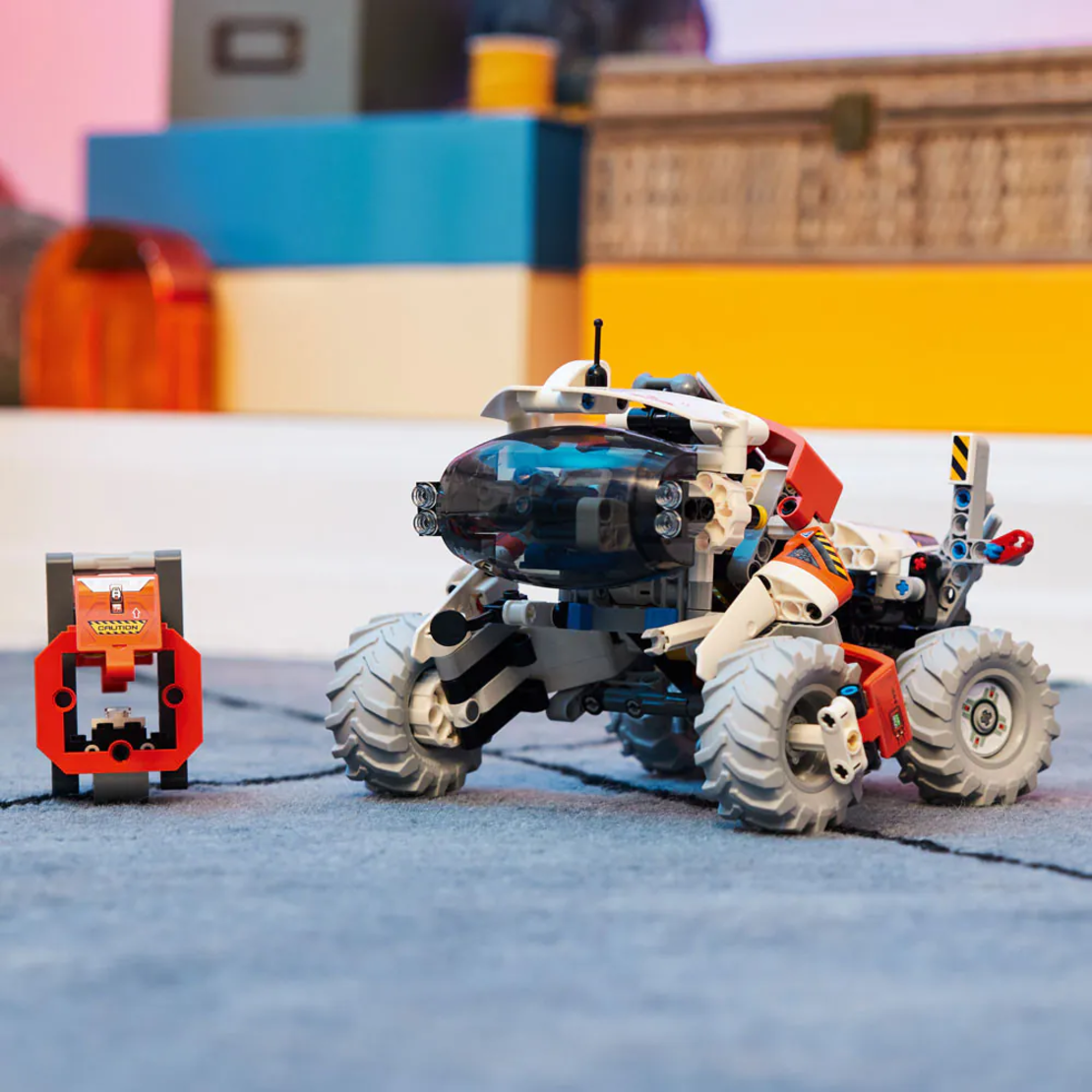 LEGO® Technic Товарач LT78 42178