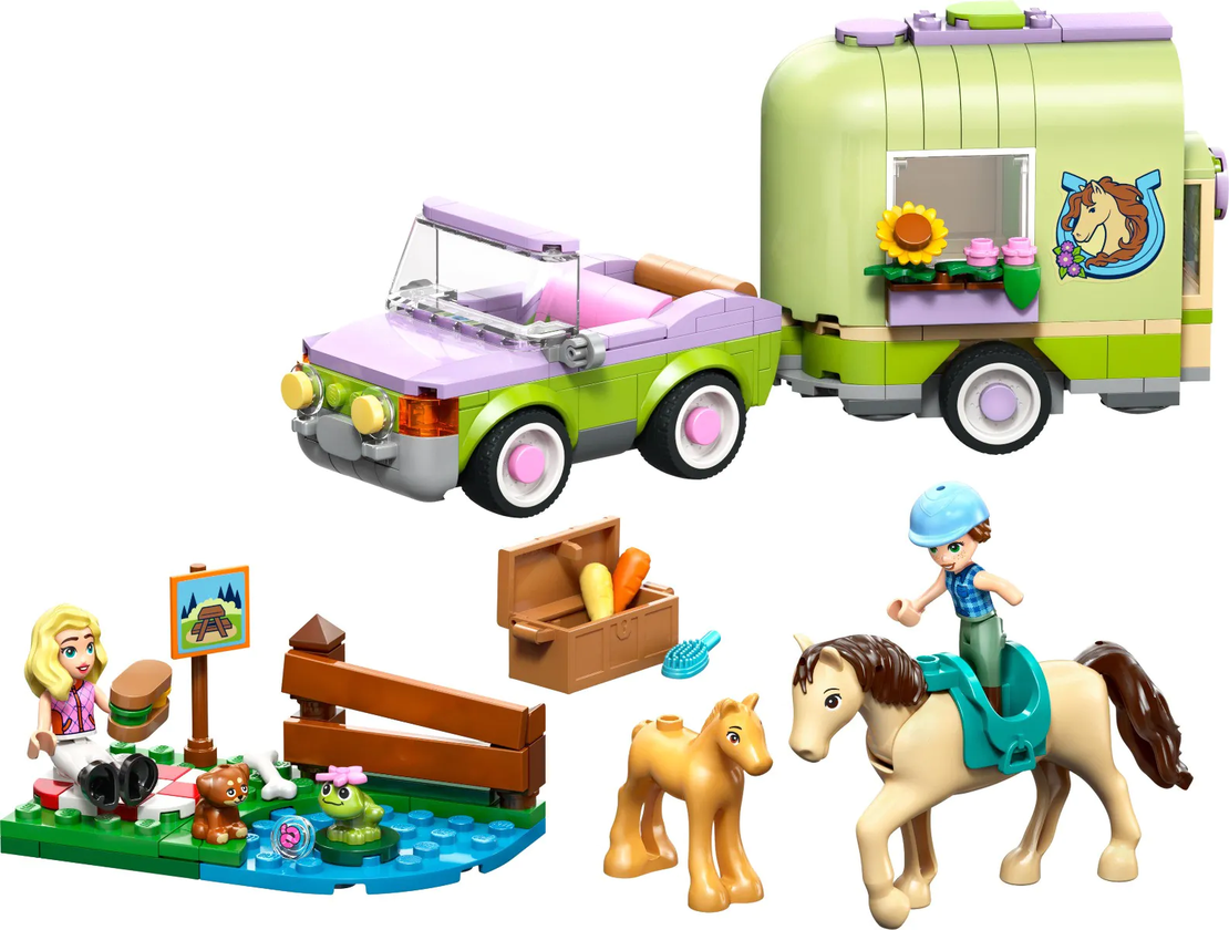LEGO® Friends Ремарке за кон и бебе жребче 42695