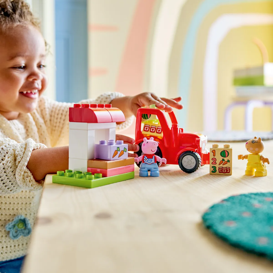 LEGO® DUPLO® Peppa Pig Трактор и пазар 10468