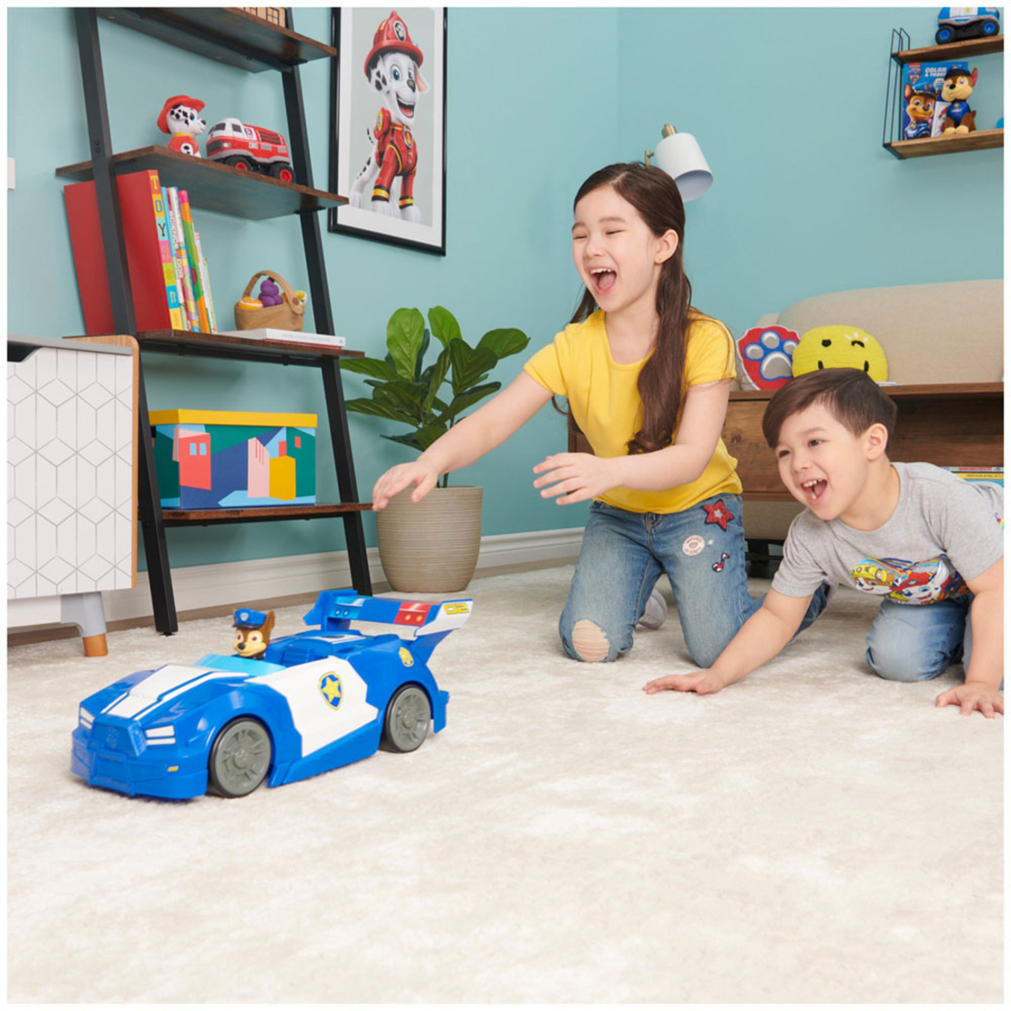 Детска количка за игра Spin Master Paw Patrol The Movie Chase Larger Than Life, 45 см