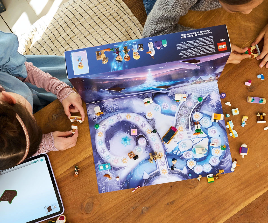LEGO® Disney Коледен календар 2025 г. 43273