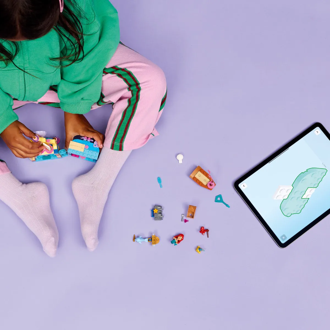 LEGO® Disney Princess Вълшебният минидворец на Ариел 43285