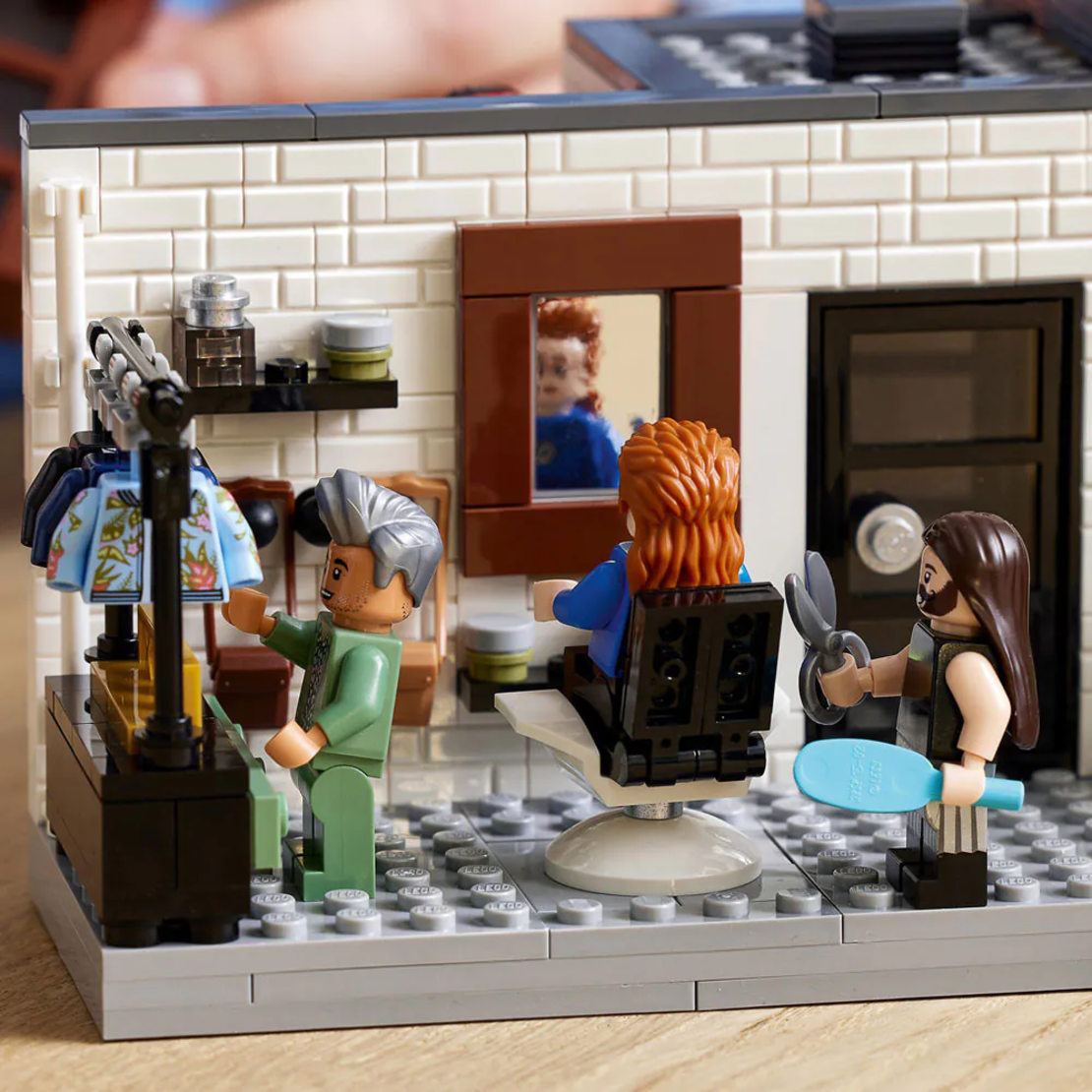 LEGO® Icons Queer eye - Апартаментът на The Fab 5 10291