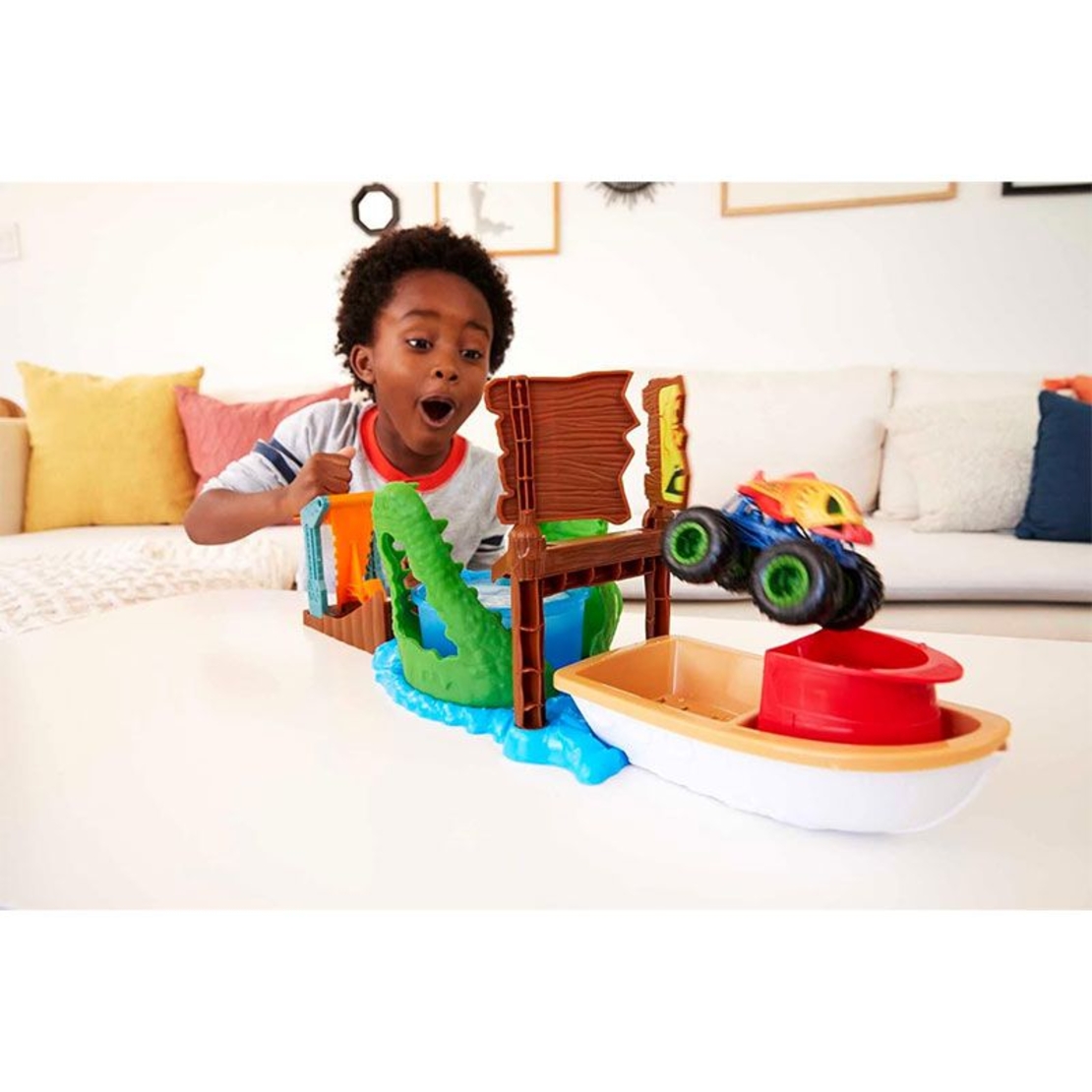 Писта Mattel Hot Wheels Monster Truck Swamp Chomp, с променящ си цвета бъги