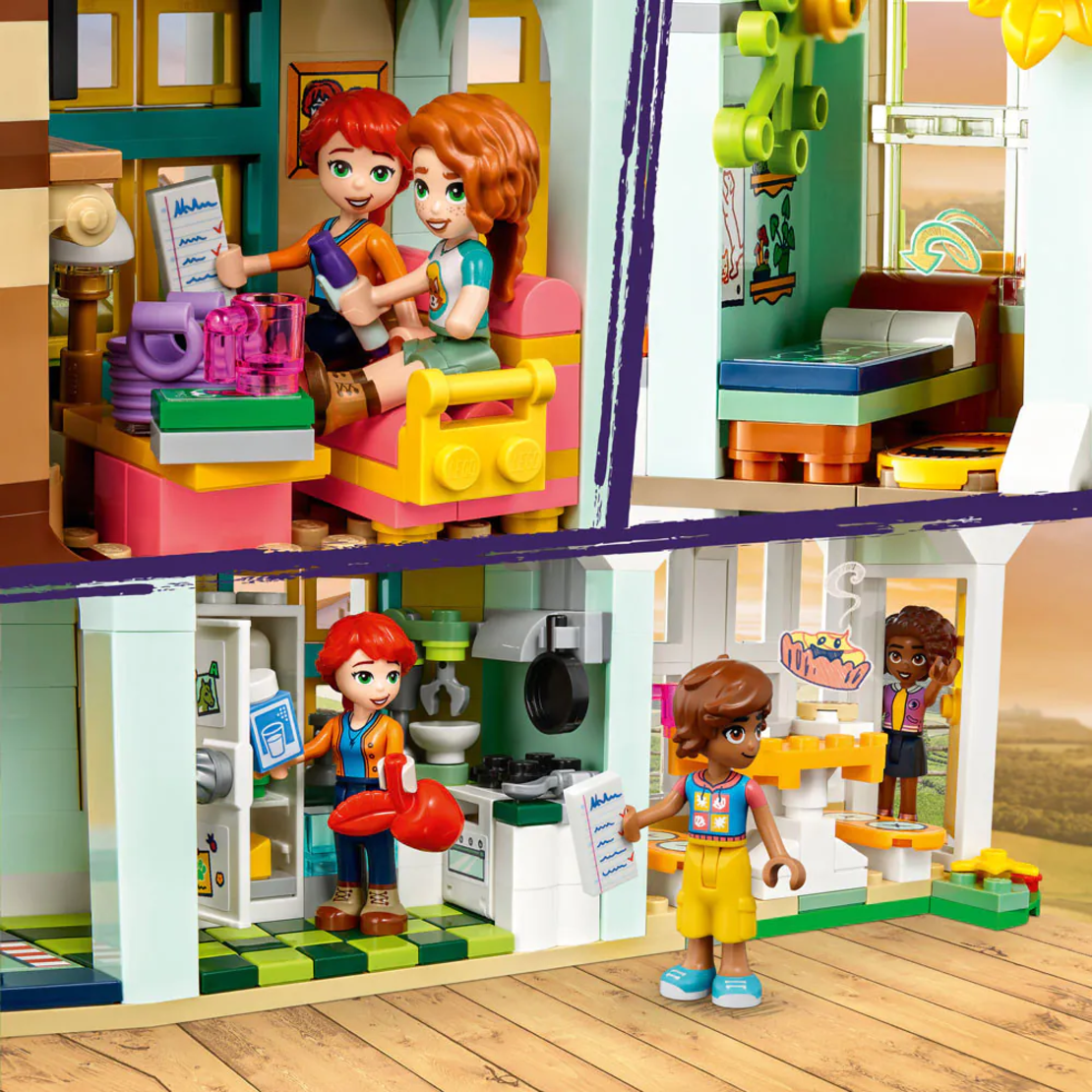LEGO® Friends Къщата на Отъм 41730