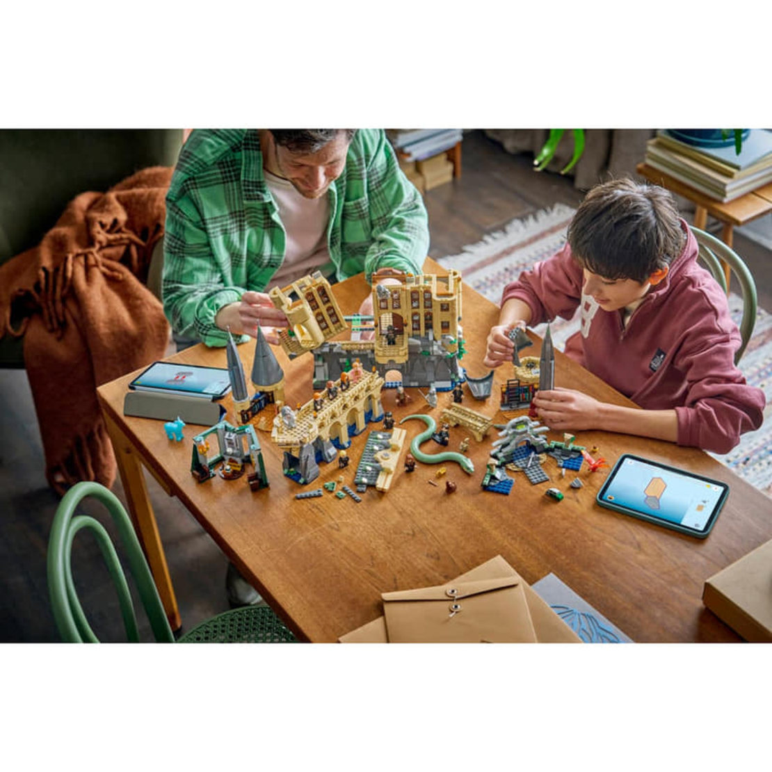 LEGO® Harry Potter™ Замъкът Хогуортс Източно крило 76473