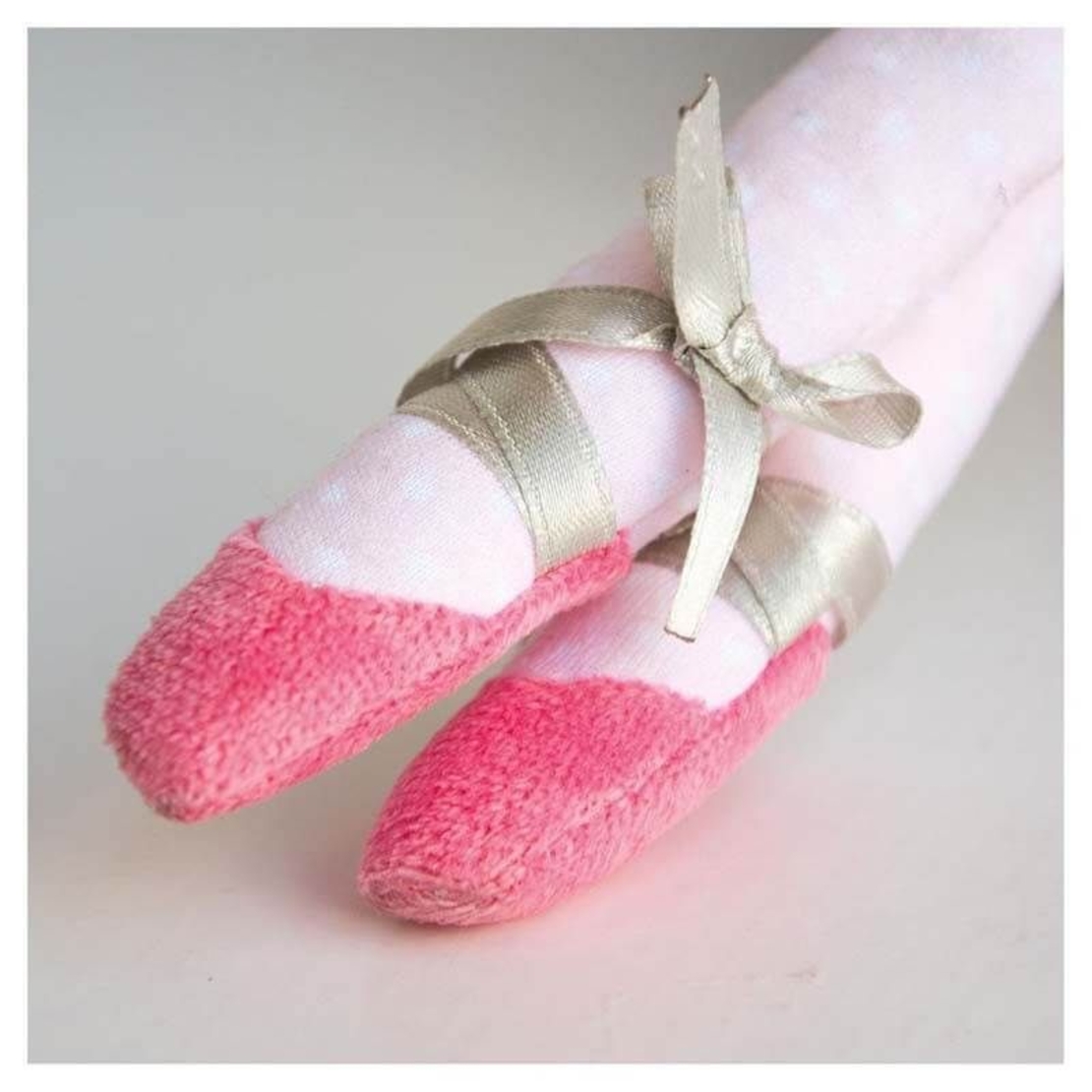 Плюшена играчка Doudou кукла Балерина Lily 36 см, DC3131