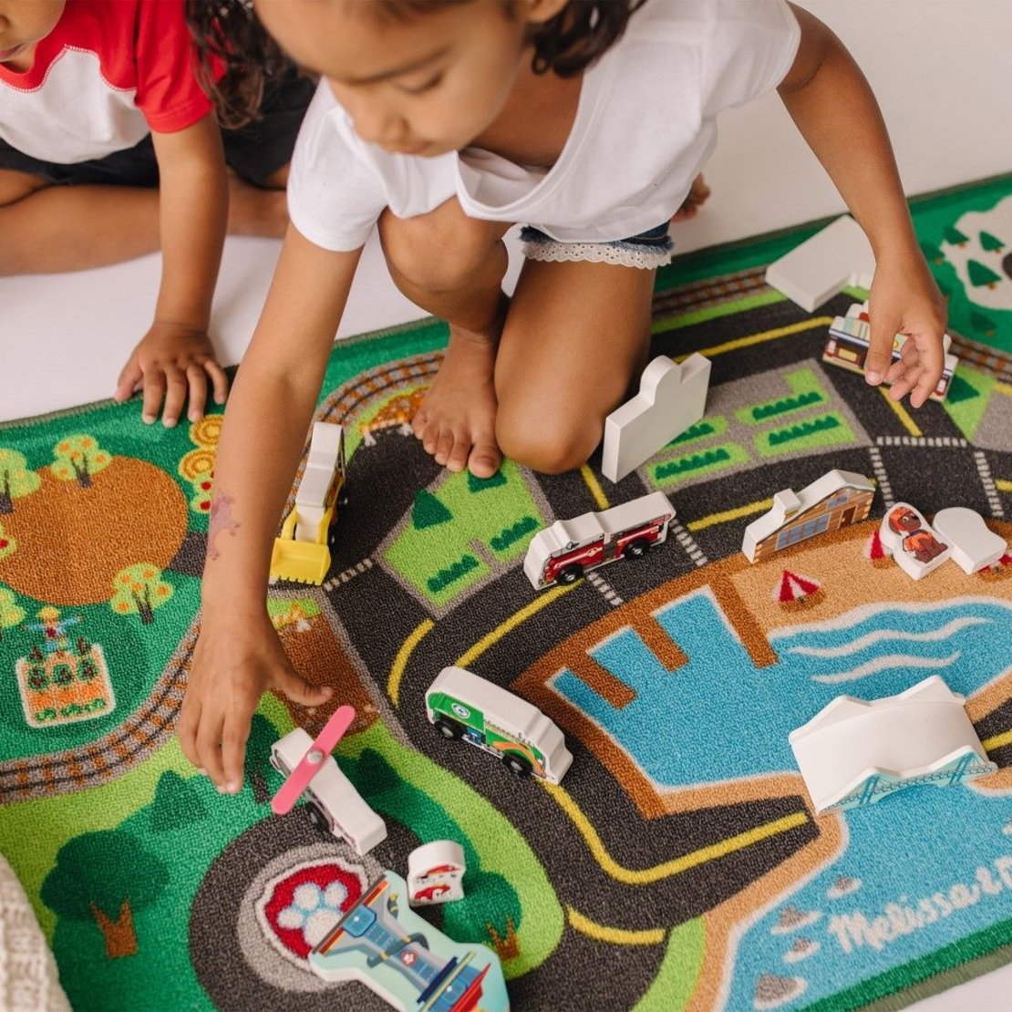 Килимче за игра с дървени превозни средства Melissa and Doug Paw Patrol 33273