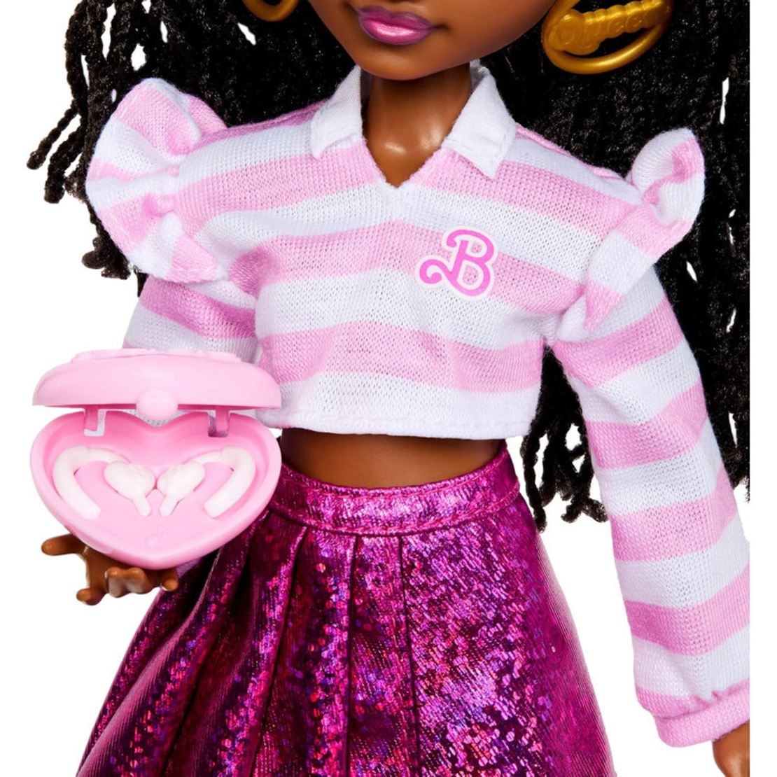 Игрален комплект Mattel Barbie Dream Besties кукла с аксесоари, HYC20