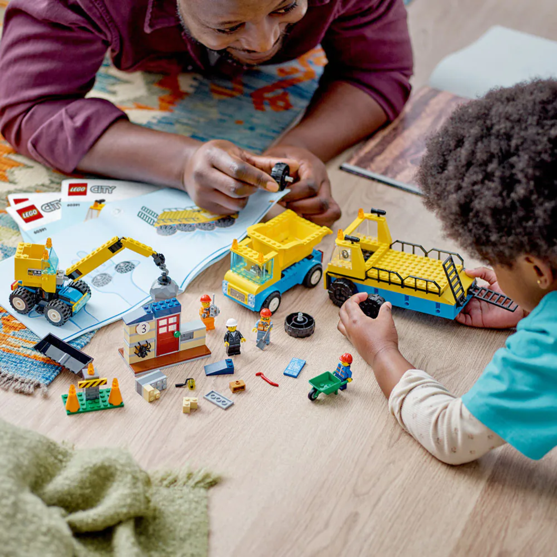 LEGO® City Строителни камиони и кран с разбиваща топка 60391