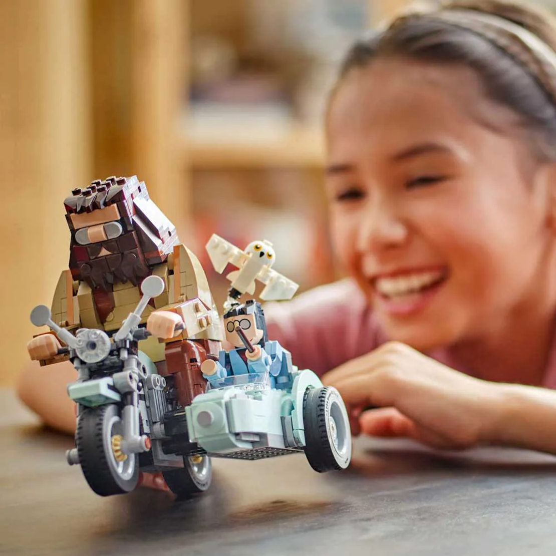 LEGO® Harry Potter™ Разходка с мотоциклет на Хагрид и Хари 76443