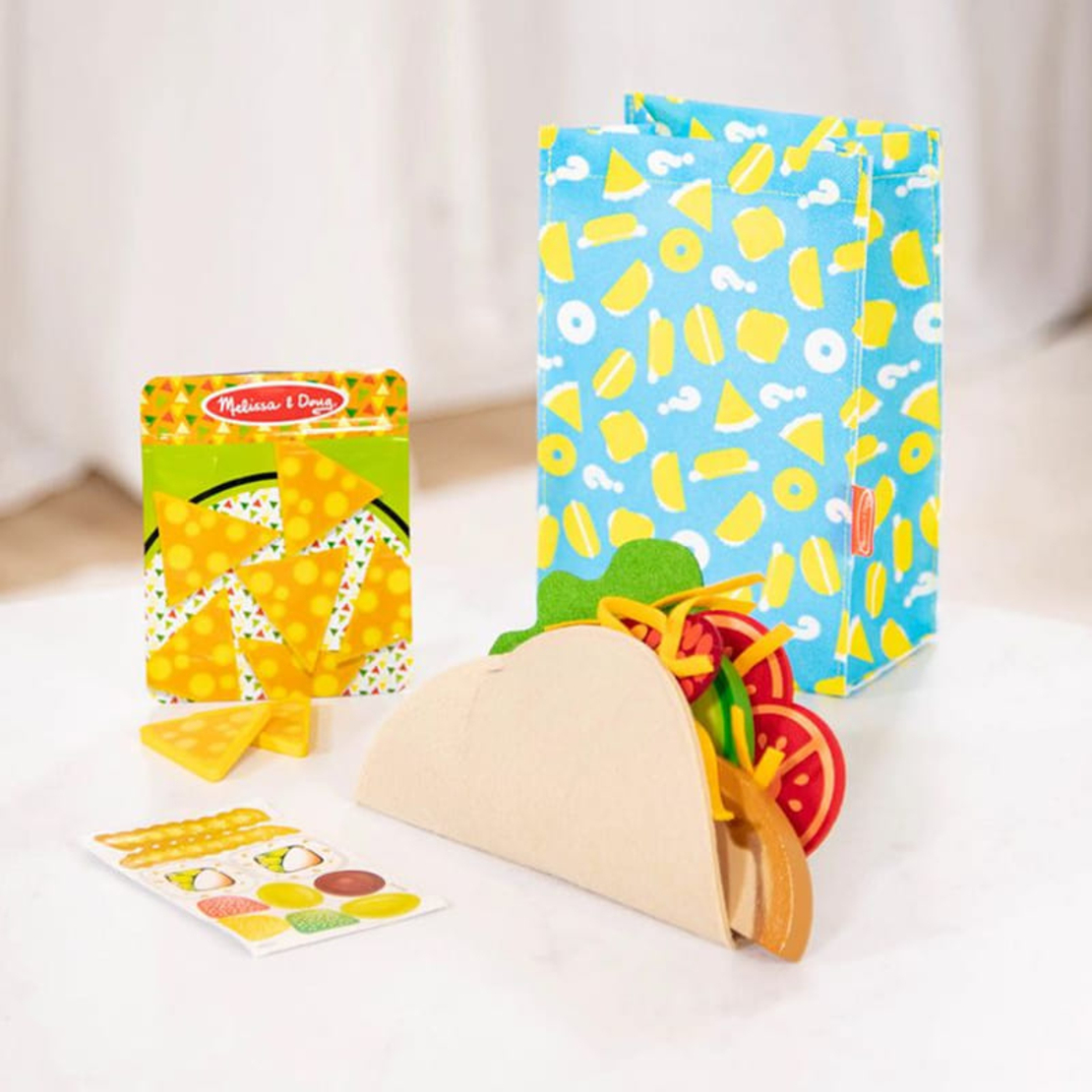 Детски игрален комплект изненада Melissa and Doug Какво има за обяд? 95211