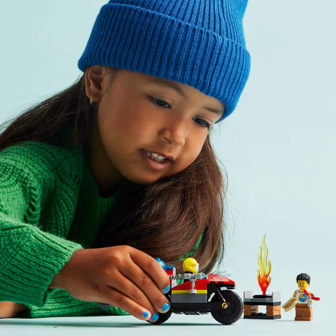 LEGO® City Противопожарен мотоциклет 60410