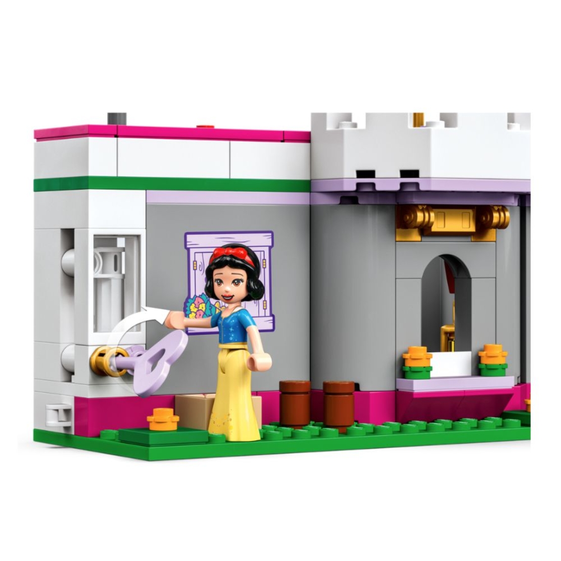 LEGO® Disney Princess Замък за безкрайни приключения 43205