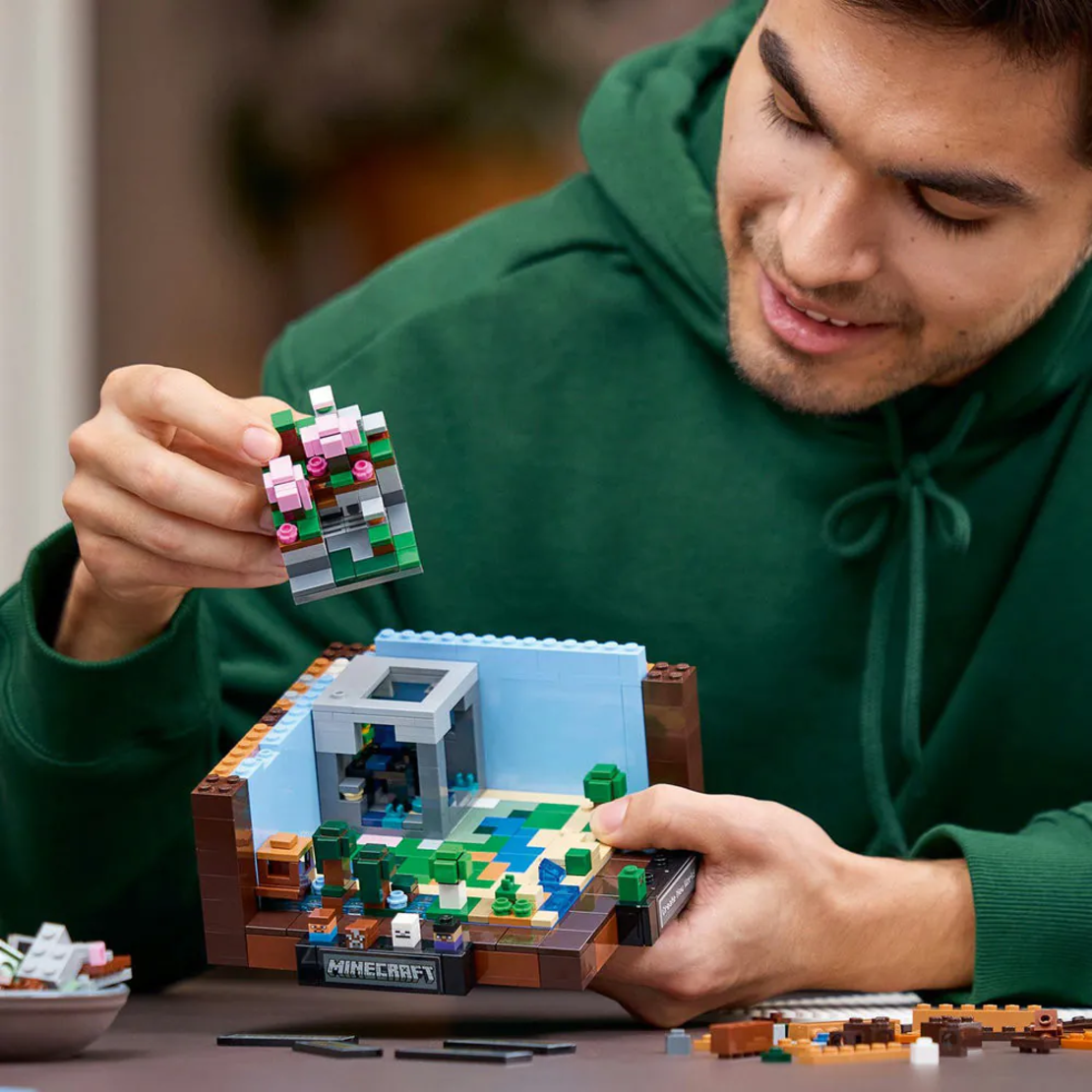 LEGO® Minecraft® Работна маса 21265