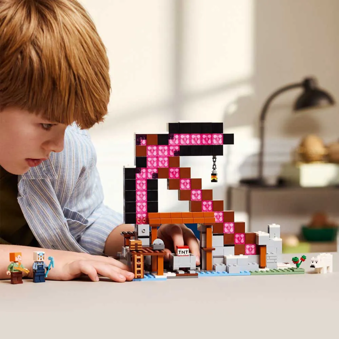 LEGO® Minecraft® Мина-кирка 21277