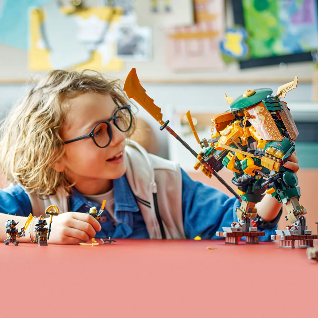 LEGO® NINJAGO® Нинджа роботите на Лойд и Арин 71794