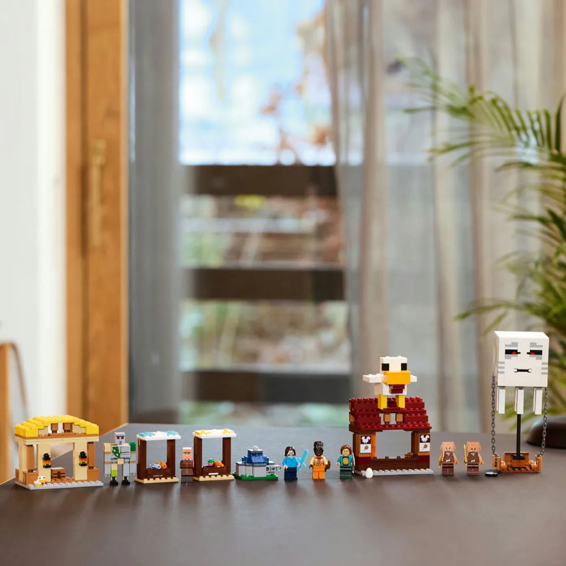 LEGO® Minecraft® Нападението на огнения призрак 21273