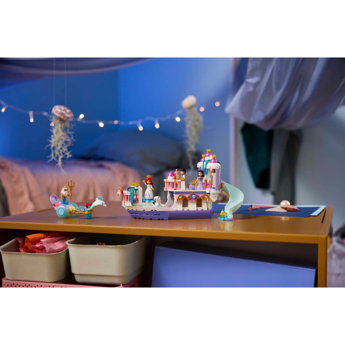 LEGO® Disney Princess Лодка за кралската сватба на Ариел 43299