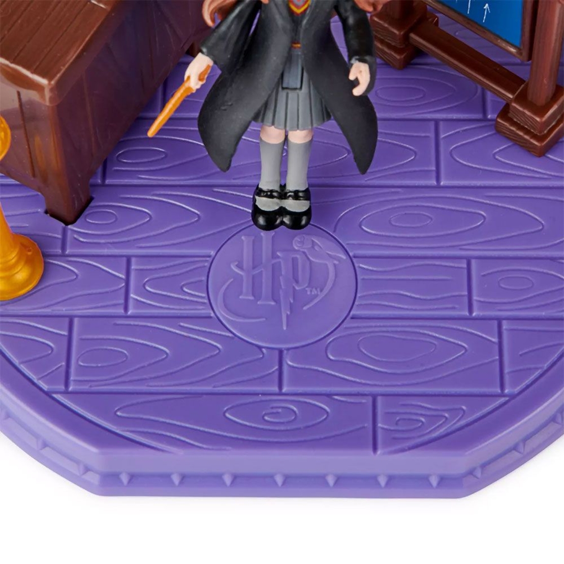 Игрален комплект Spin Master Harry Potter Wizarding World Charms Classroom
