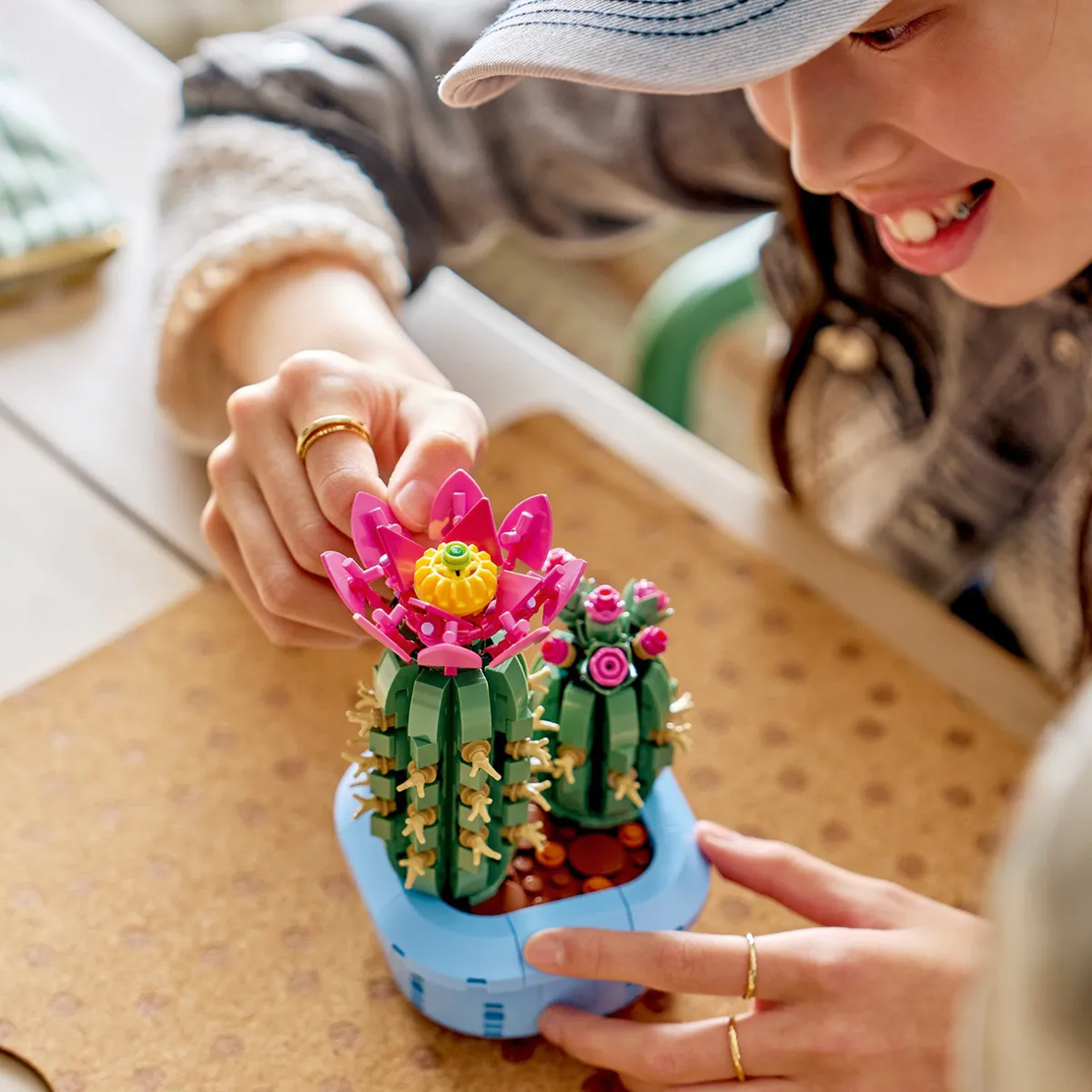 LEGO® Botanicals Цъфтящ кактус 11509