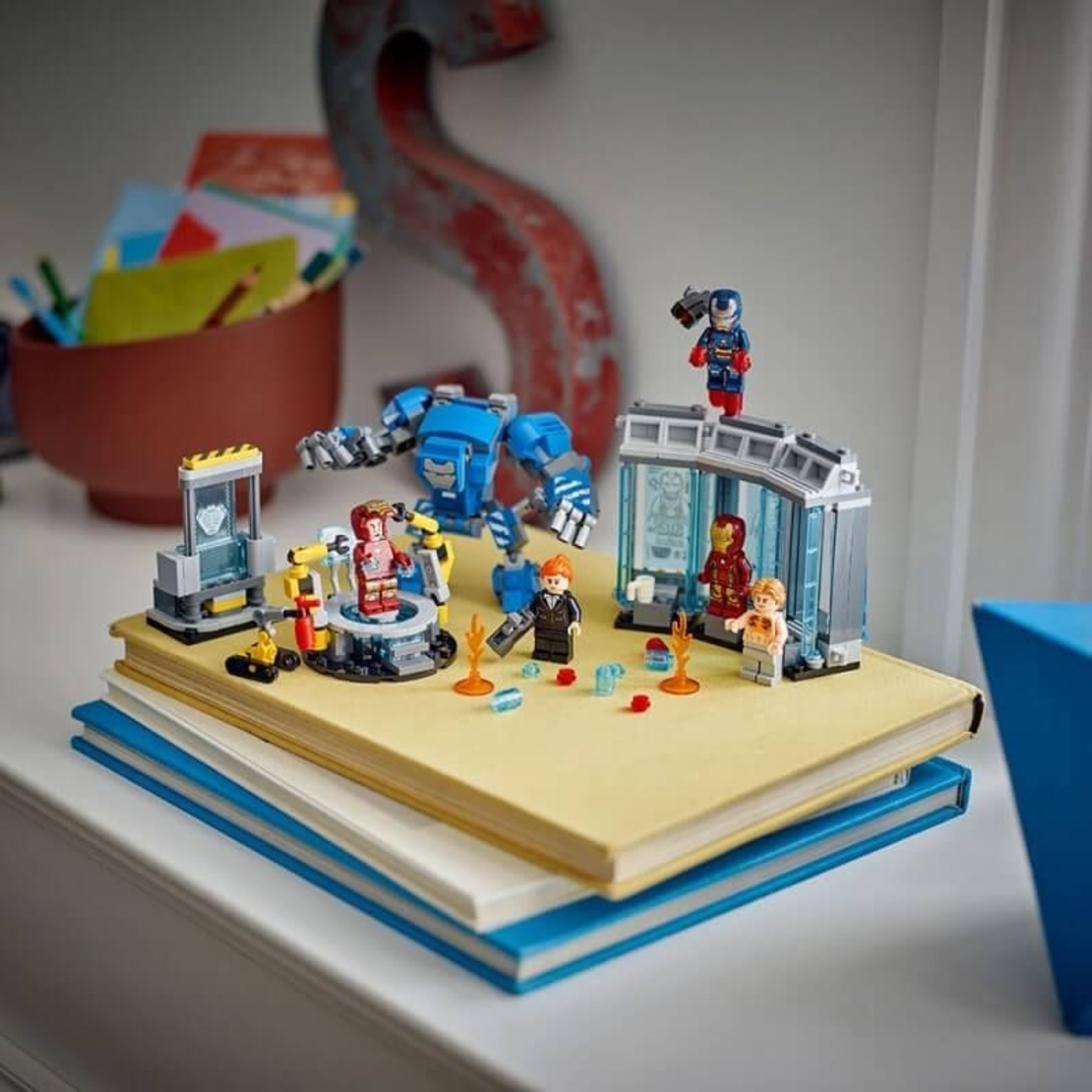 LEGO® Marvel Лабораторията на Железния човек, 76315