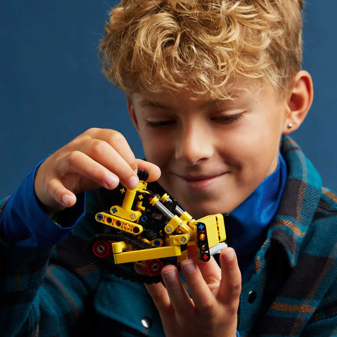 LEGO® Technic Тежък булдозер 42163