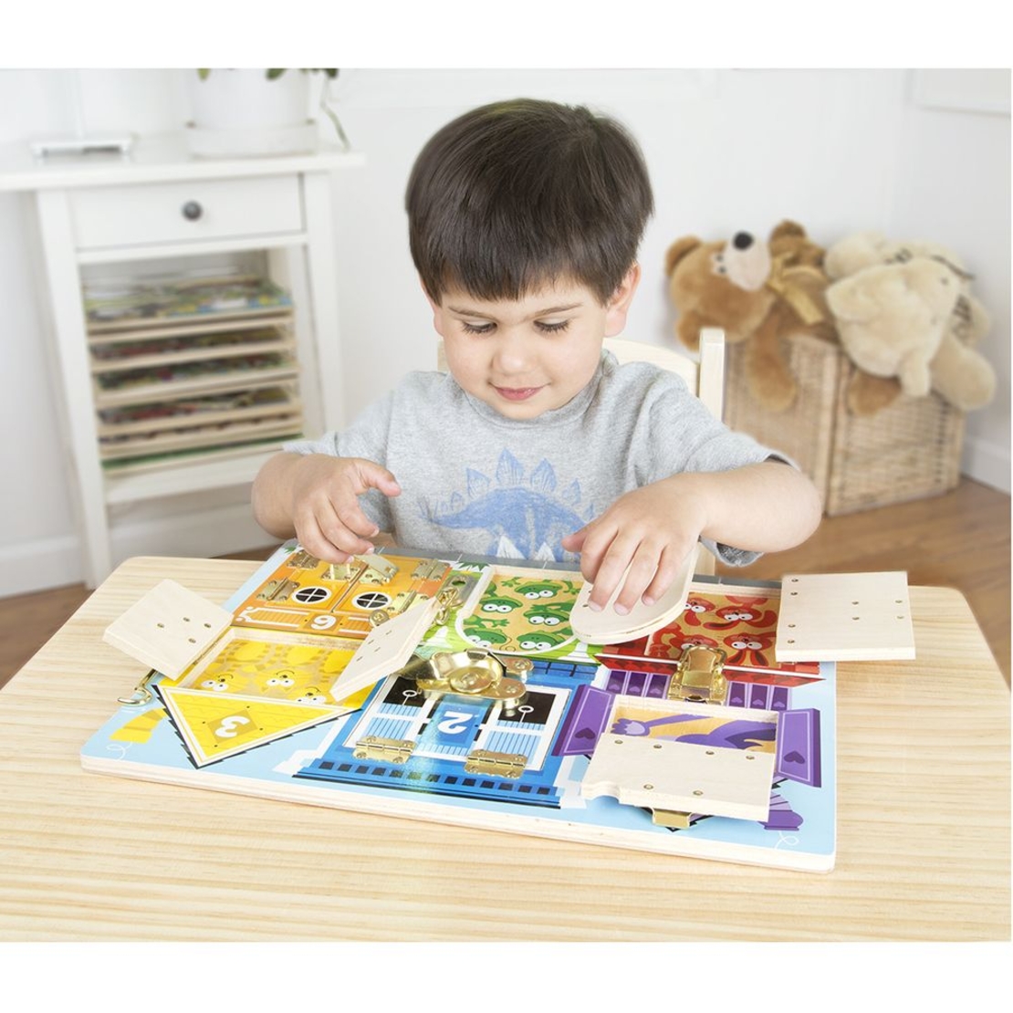 Дървена дъска с ключалки Melissa and Doug 13785