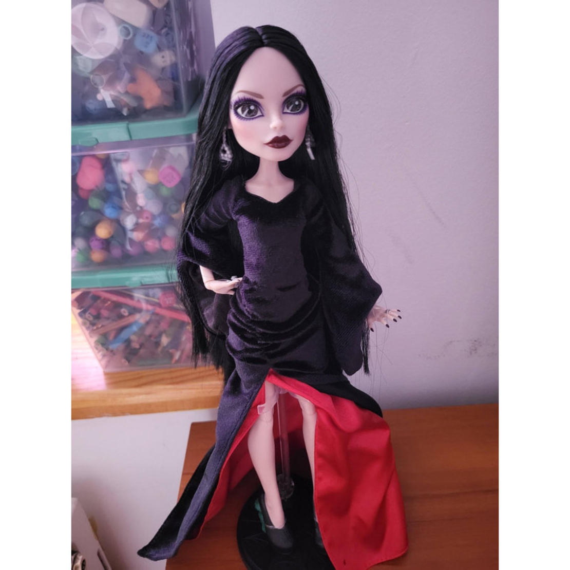 Кукла Mattel Monster High X Wednesday Morticia Addams, колекционерска, JLK99