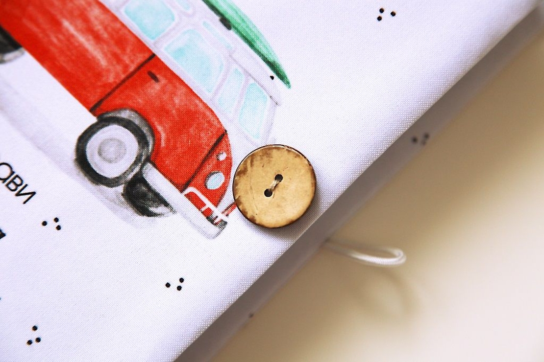 Подвързия за книга - Не чакай перфектия момент - бус