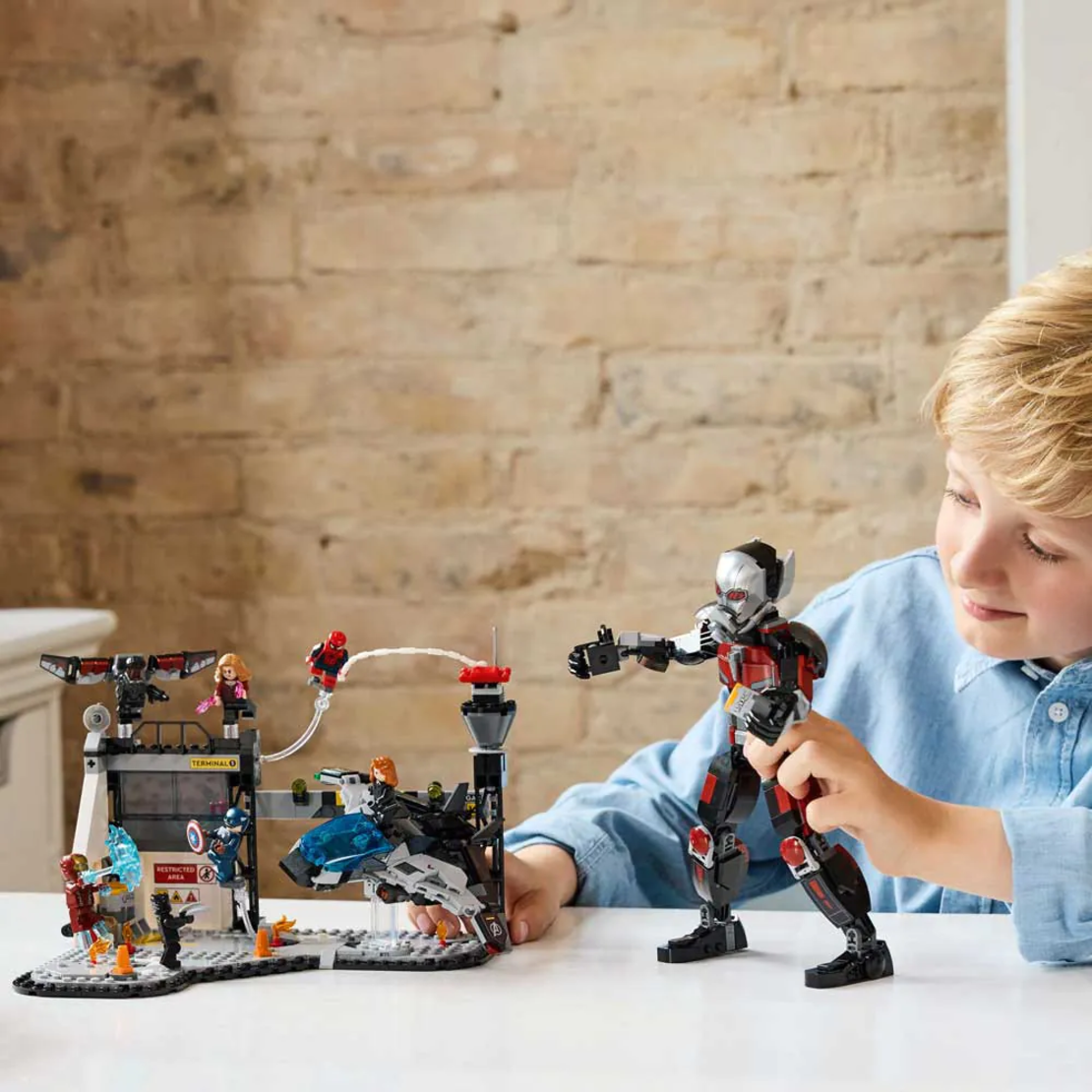LEGO® Marvel Екшън битка от Първият отмъстител: Войната на героите 76314