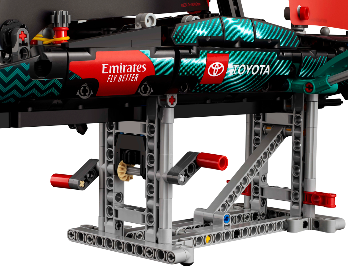 LEGO® Technic Яхта Emirates Team New Zealand AC75 42174
