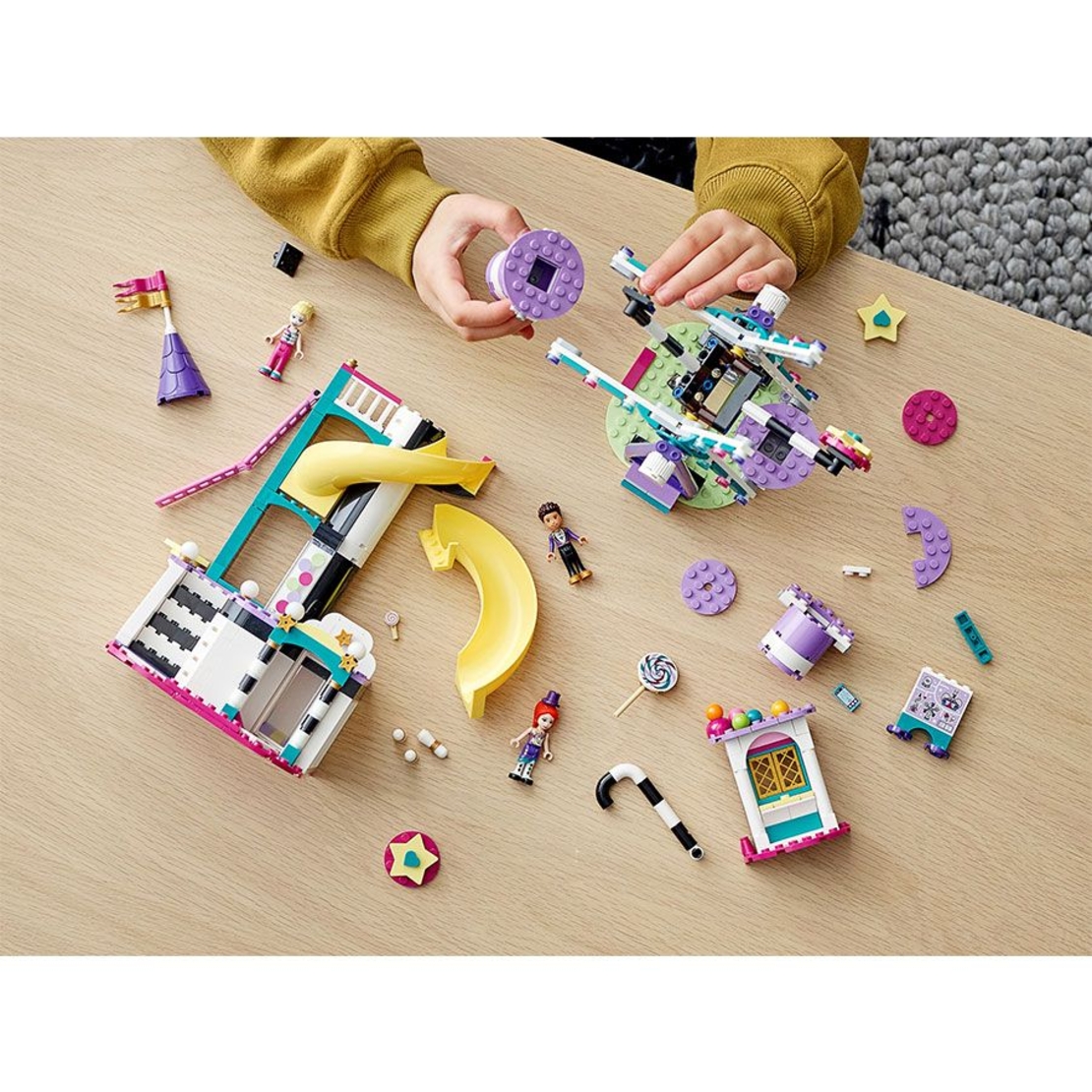LEGO® Friends Магическо виенско колело и пързалка 41689