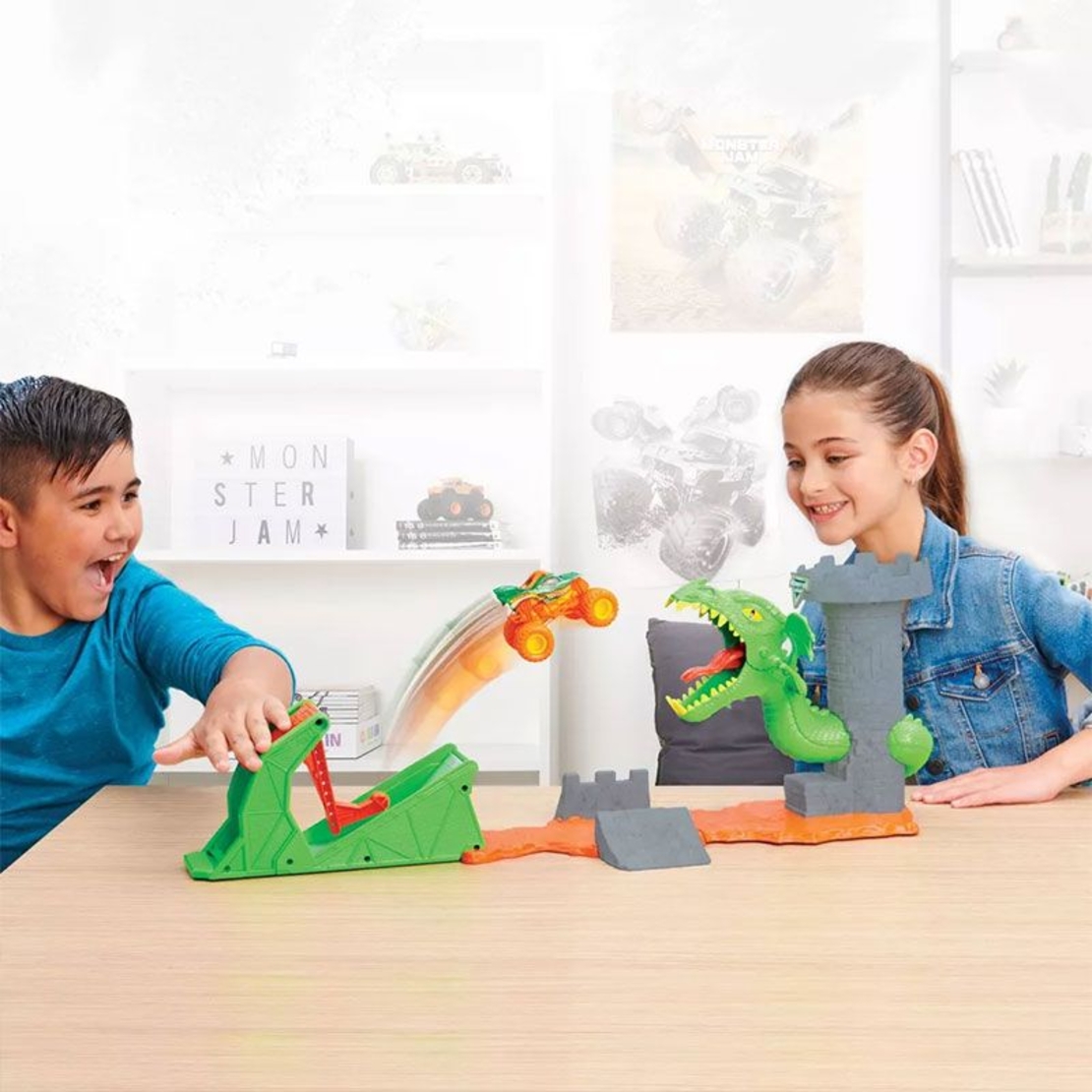 Писта Spin Master Monster Jam True Metal Dueling Dragon
