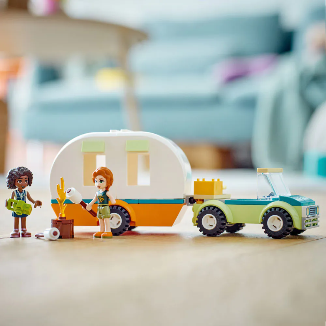 LEGO® Friends Празнично къмпинг пътуване 41726