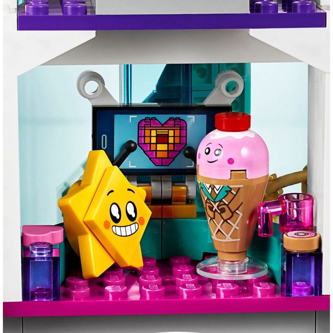 LEGO® Movie 2 Космически дворец на Кралица 70838