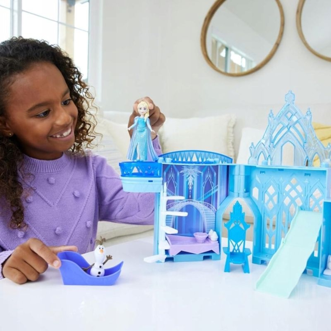 Игрален комплект Mattel Disney Frozen Замъкът на Елза с кукла и аксесоари