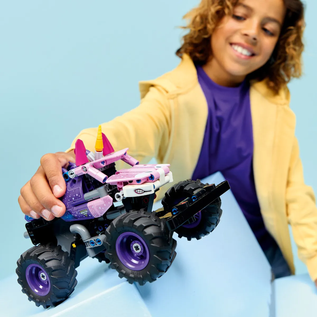 LEGO® Technic Monster Jam Sparkle Smash с издърпване назад 42220