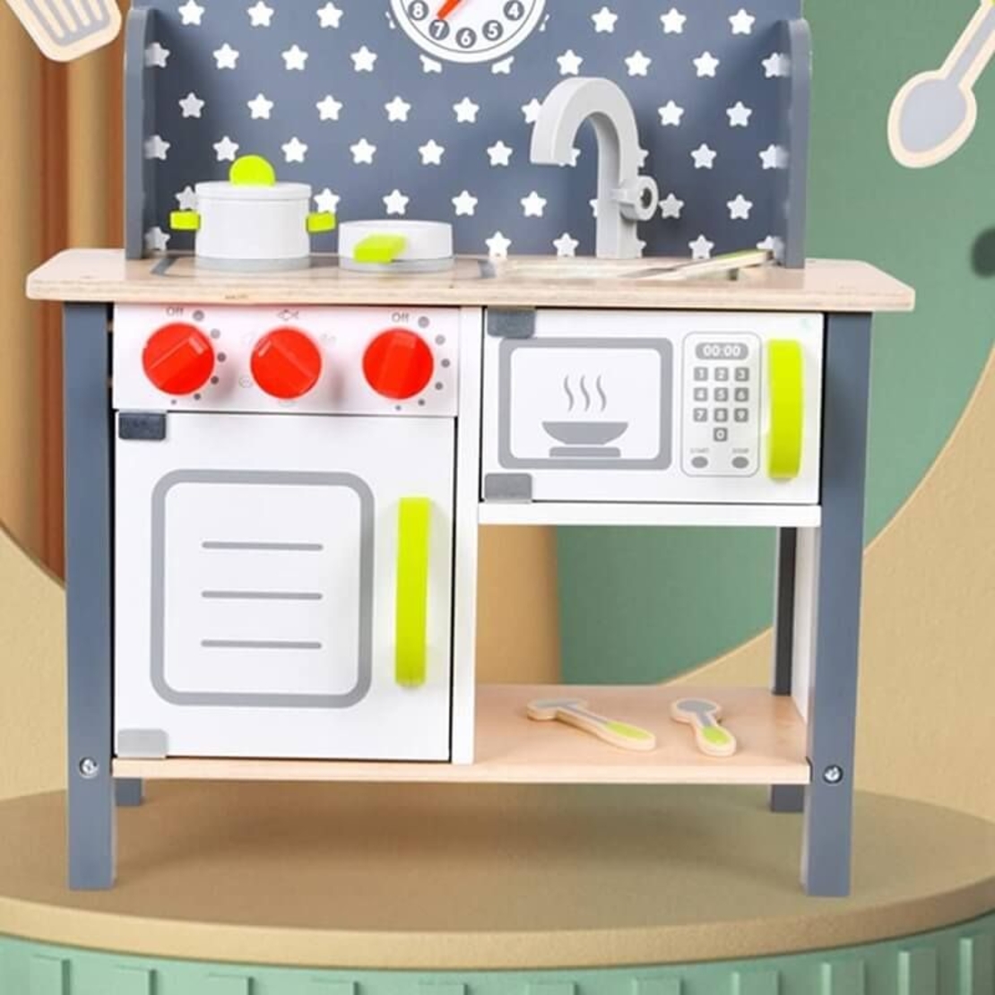 Дървена детска кухня Raya Toys Звезди