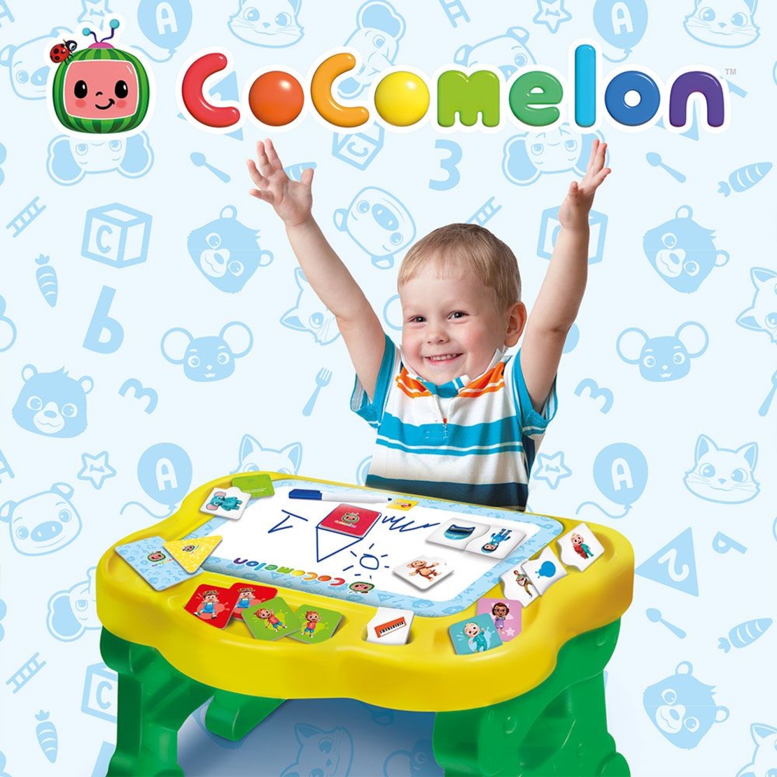 Комплект Lisciani Cocomelon Бюро с 10 образователни игри