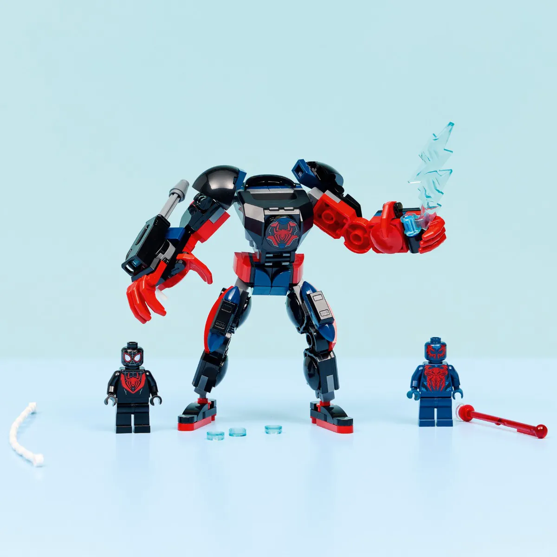 LEGO® Marvel Майлс Моралес с робот срещу Спайдърмен 2099 76337