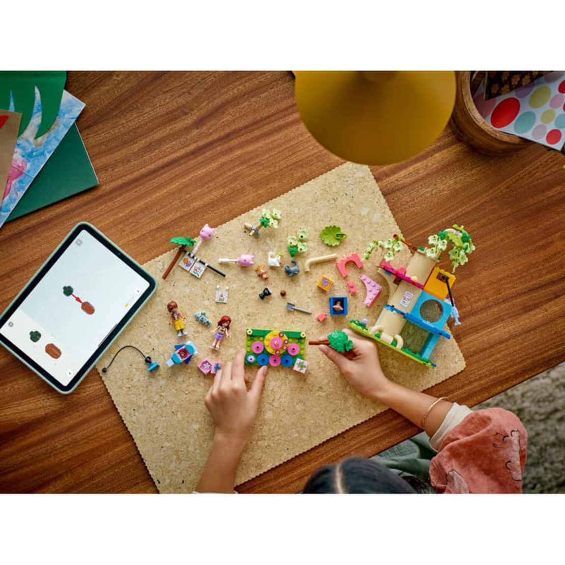 LEGO® Friends Котешко парти за рожден ден и дървесна къща 42666