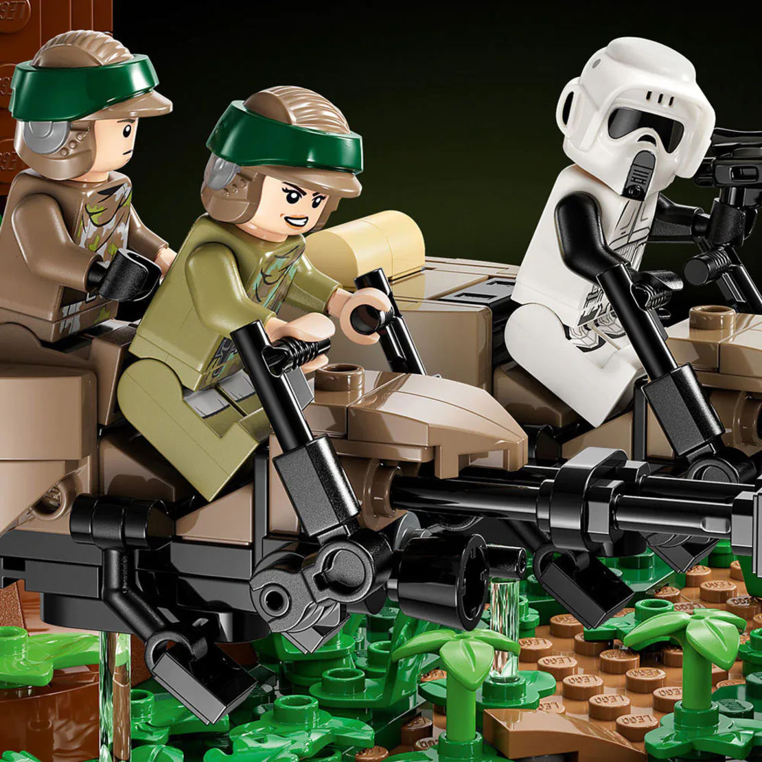 LEGO® Star Wars™ Диорама на преследването на Ендор 75353