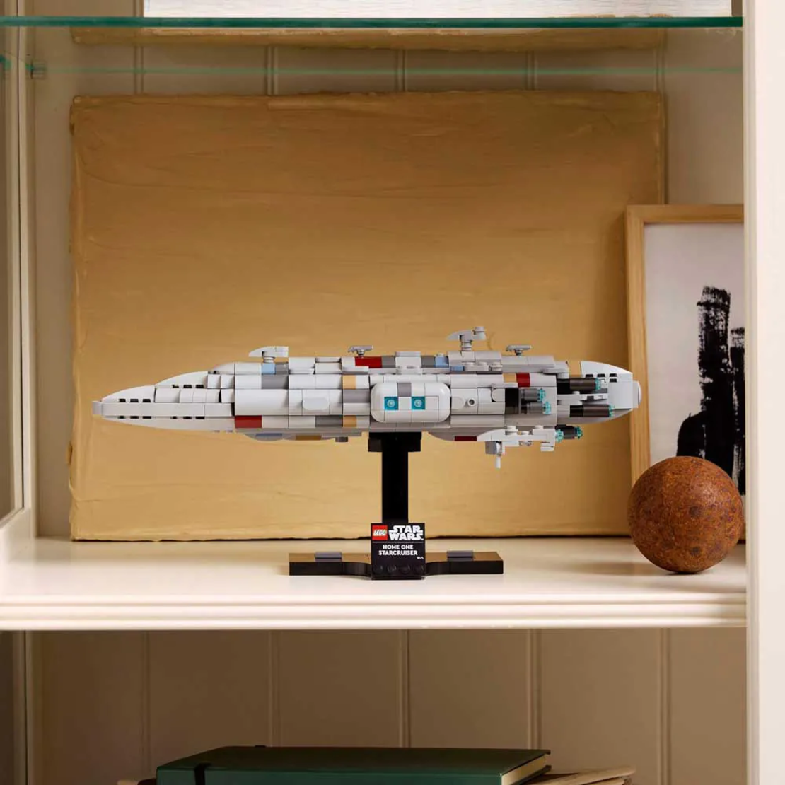 LEGO® Star Wars™ Космически крайцер Home One 75405