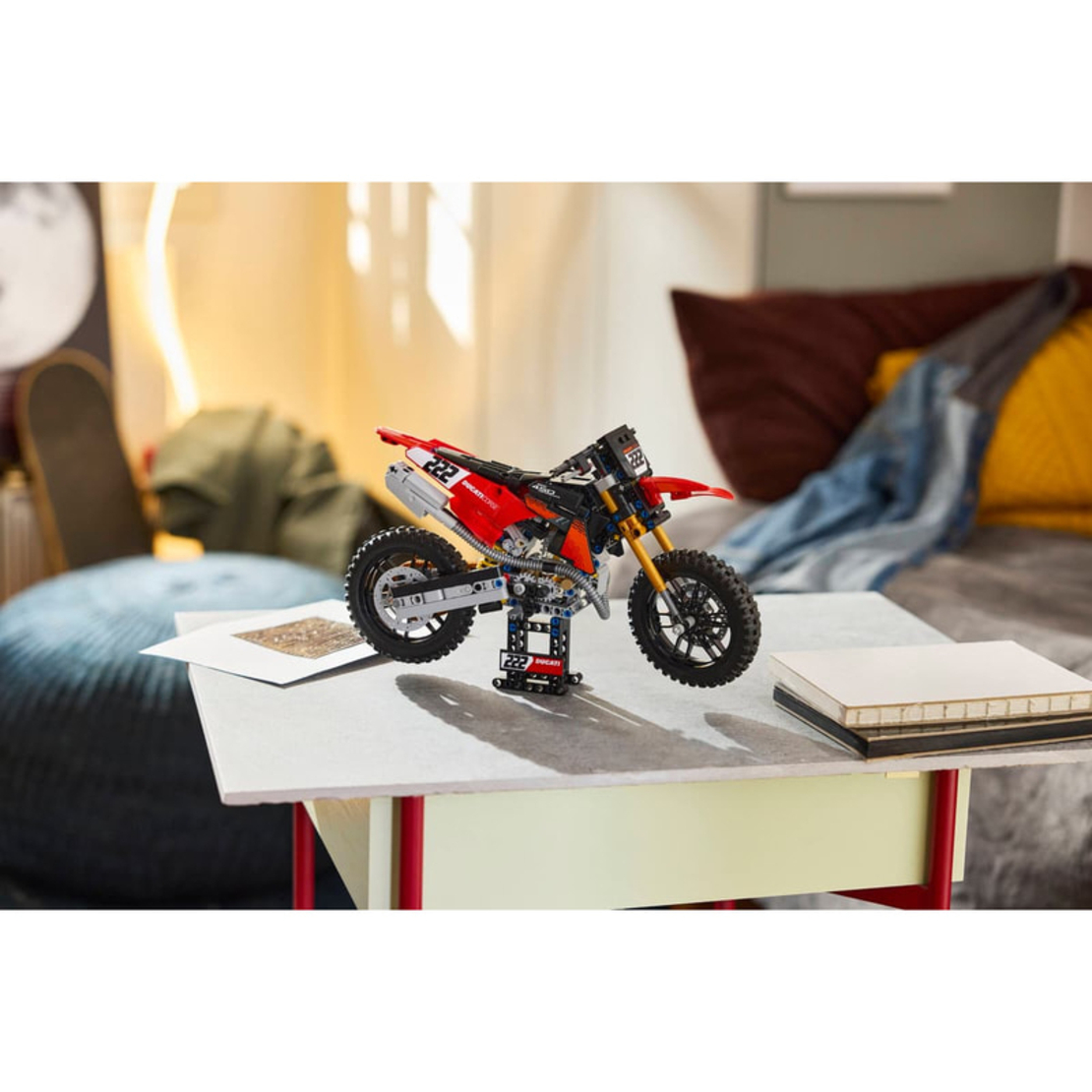 LEGO® Technic Мотоциклет Ducati Desmo 450 MX Factory 42238